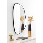 Specchio da parete decorativo asimmetrico 56x76 cm - Nero