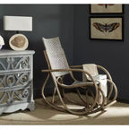 Sedia a dondolo in rattan con struttura laccata