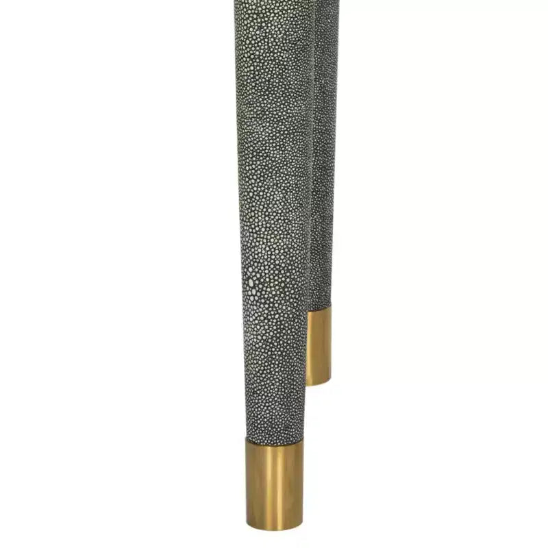 Tavolino in legno nero con dettagli in ottone