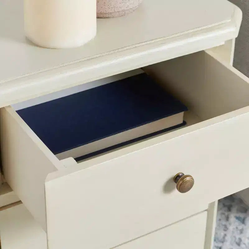 Comodino con cassetto contenitore