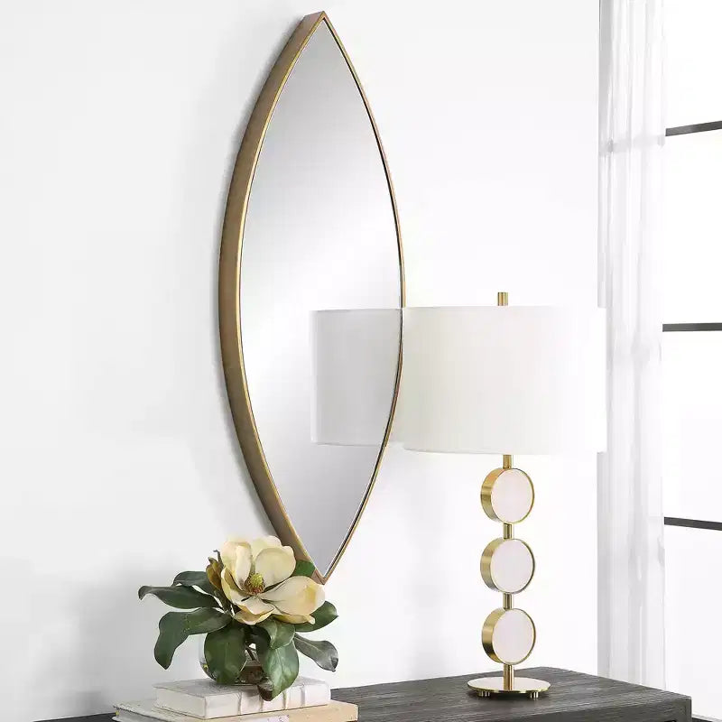 Specchio da parete ovale in metallo bronzo dorato anticato, 35,5 x 101 cm