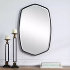Specchio da parete moderno smussato con cornice in ferro nero satinato, 22,25" L x 36" H