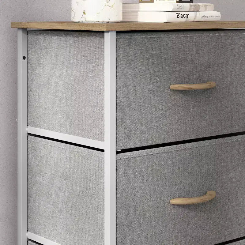 Comò contenitore a 4 cassetti con struttura in ghisa, piano in legno e cassetti in tessuto