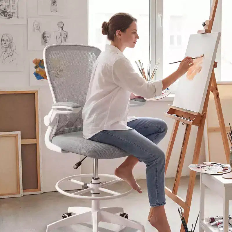 Sedia da disegno girevole regolabile con braccioli ribaltabili e supporto lombare