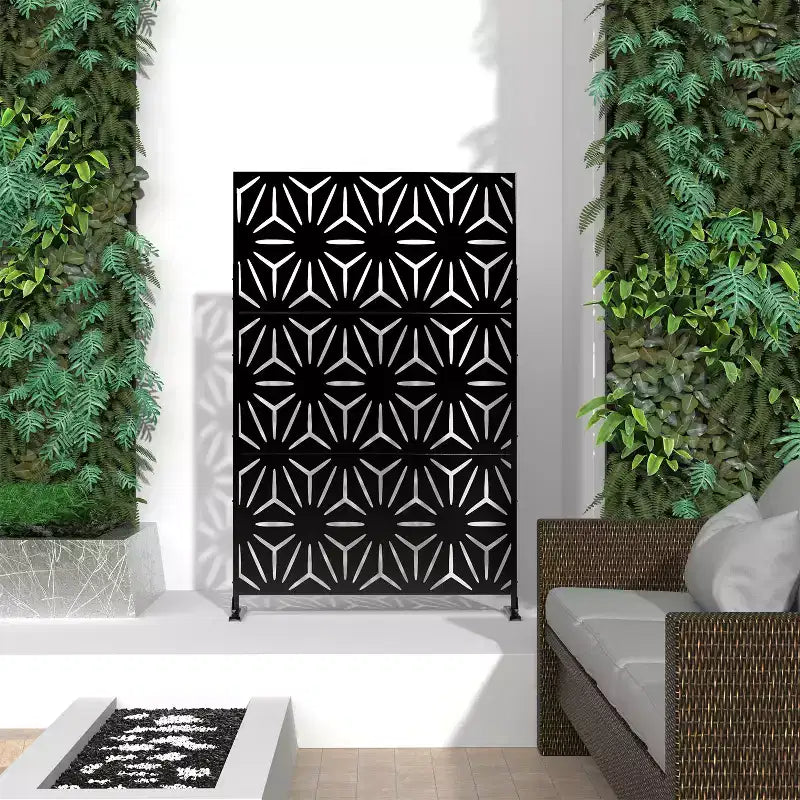 Schermo divisorio metallico per esterni Pannello decorativo autoportante per patio