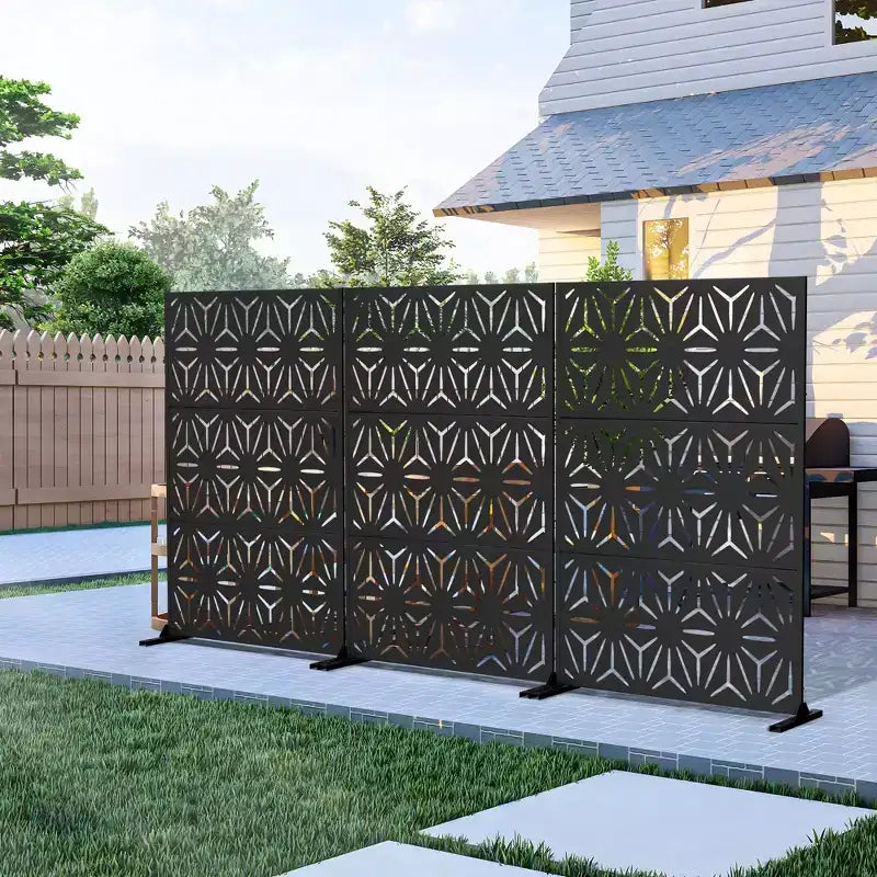 Schermo divisorio metallico per esterni Pannello decorativo autoportante per patio
