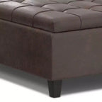 Pouf-contenitore da salotto grande e quadrato