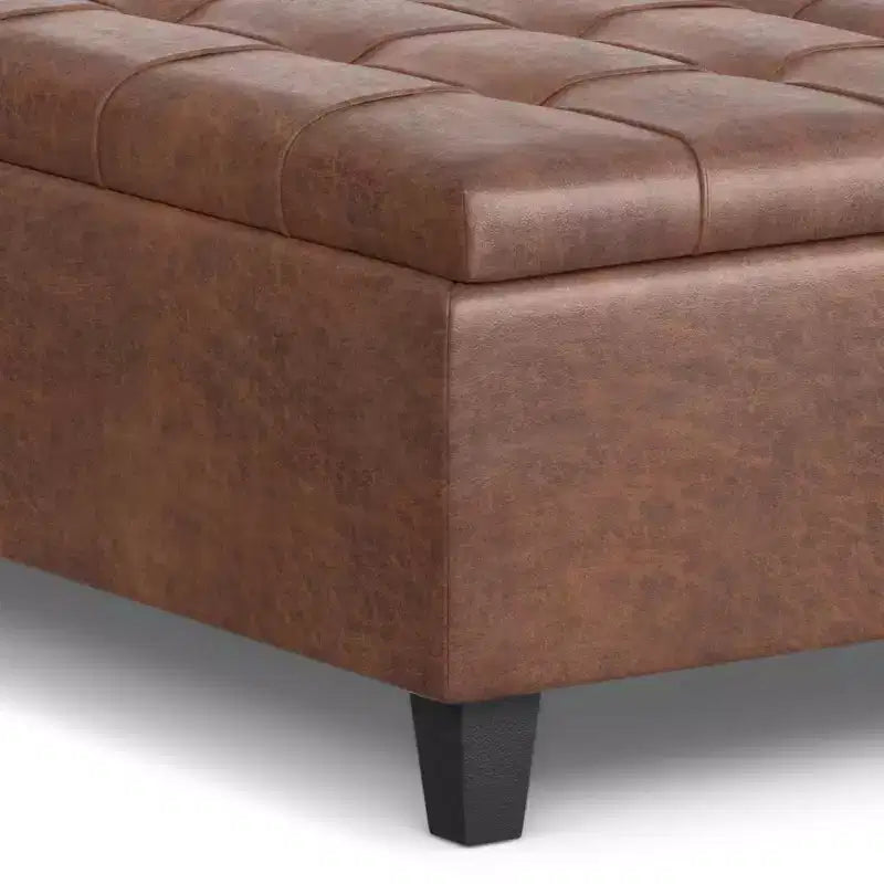 Pouf-contenitore da salotto grande e quadrato