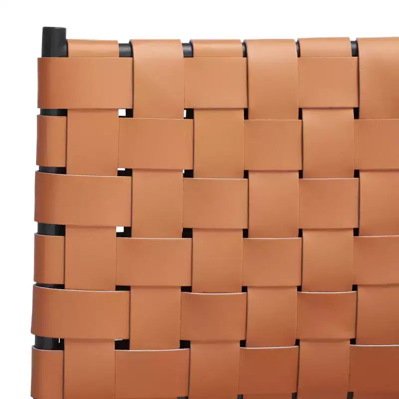 Sgabello da bancone in pelle intrecciata con struttura in metallo